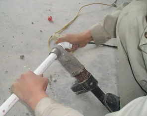 宁化漏水维修电话